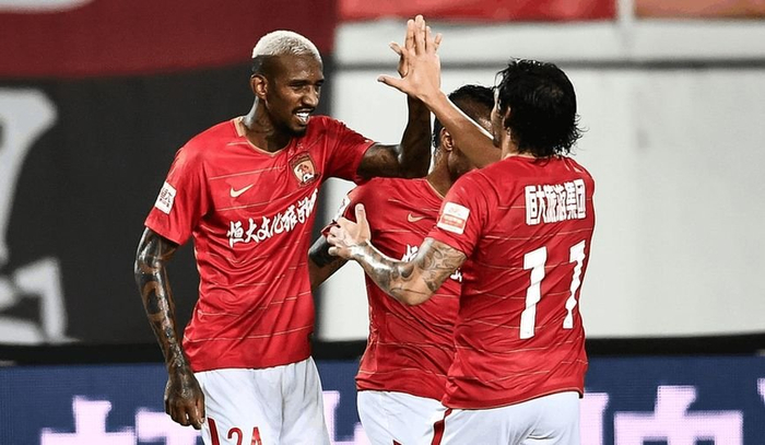 开云体育入口-上港主场告捷，稳固积分榜前四位置的简单介绍