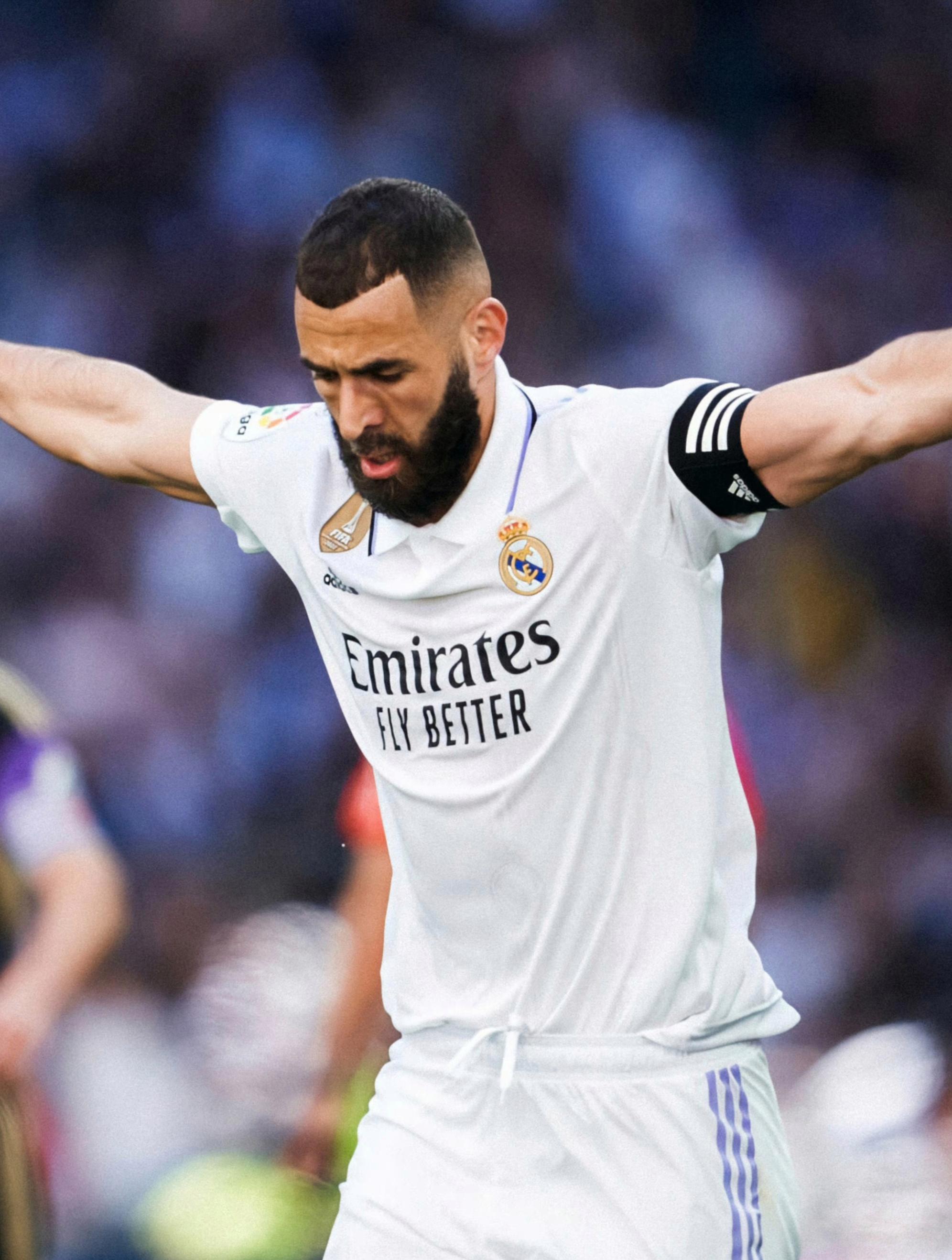 开云APP-包含闪耀|||贝尔贡献=帽子戏法，皇马保持榜首的词条