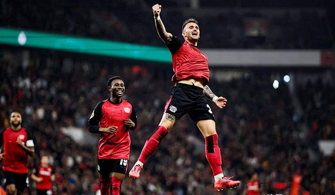 施图加特赢得关键胜利，德甲前途一片光明的简单介绍