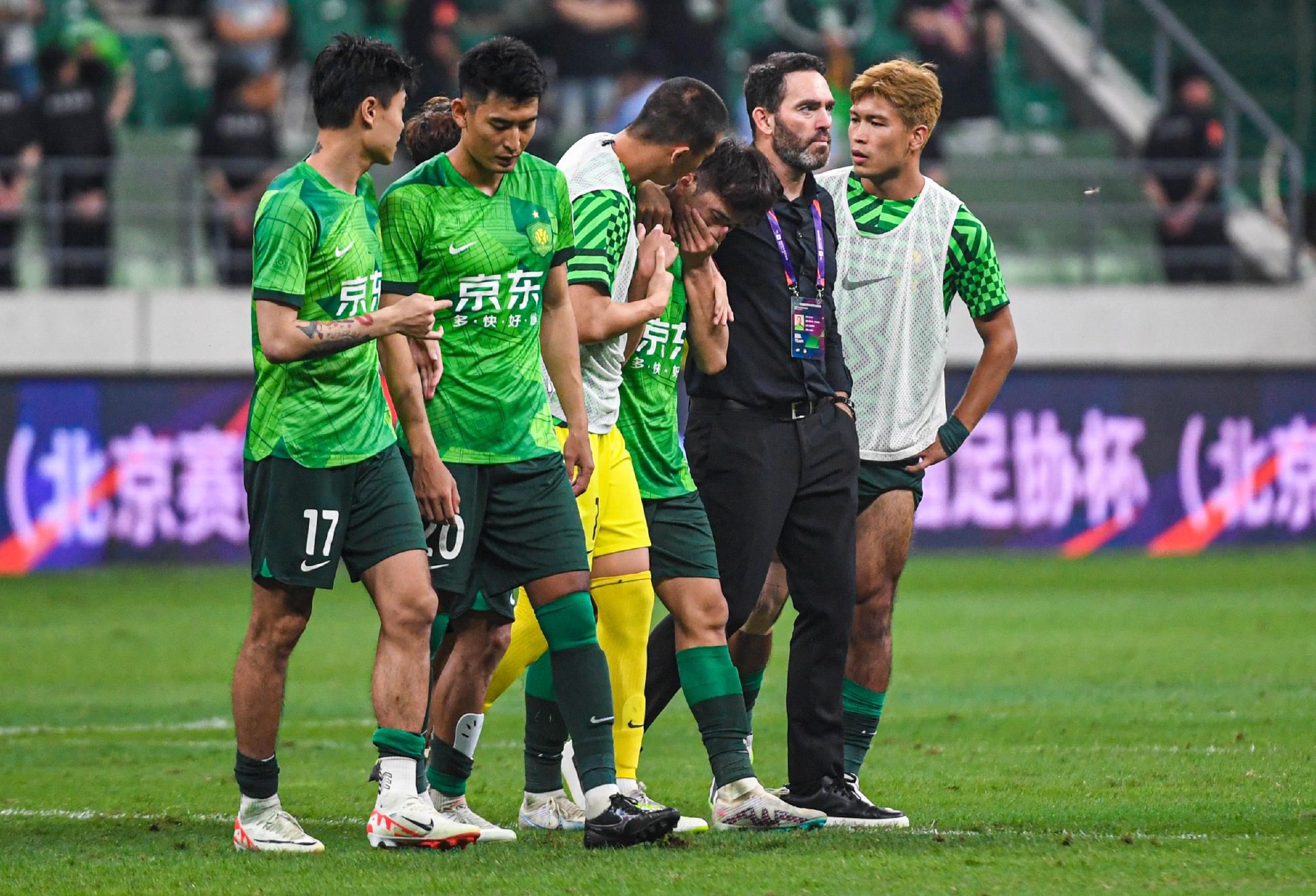 开云sport-关于莱沃库森再遭失利,引发主帅压力的信息