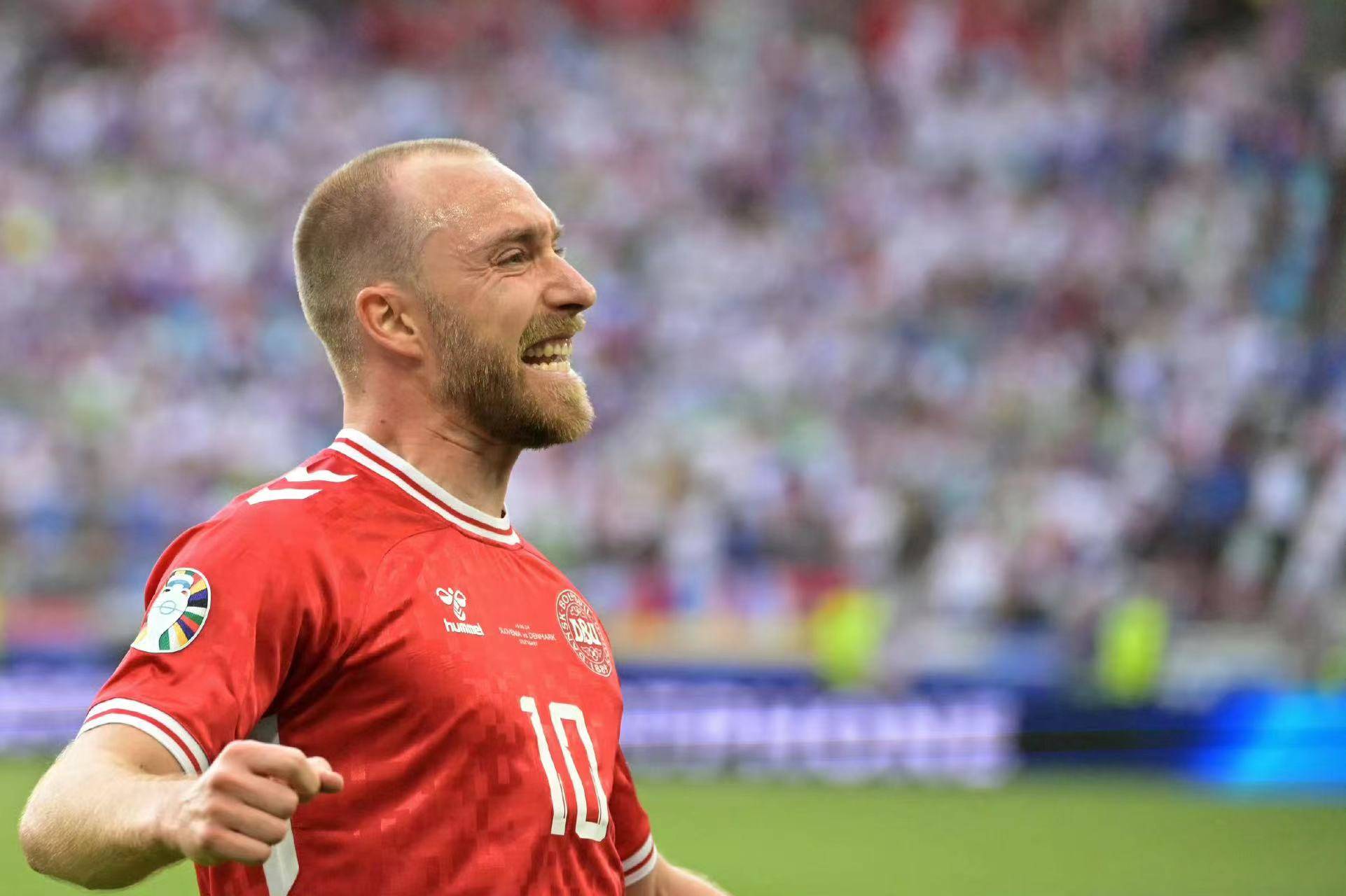 丹麦足球队在比赛中取得悬殊胜利 丹麦足球队在比赛中取得悬殊胜利