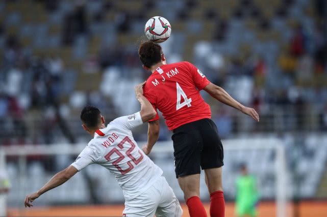 开云体育-韩国队碾压英格兰队,马龙扛起全队