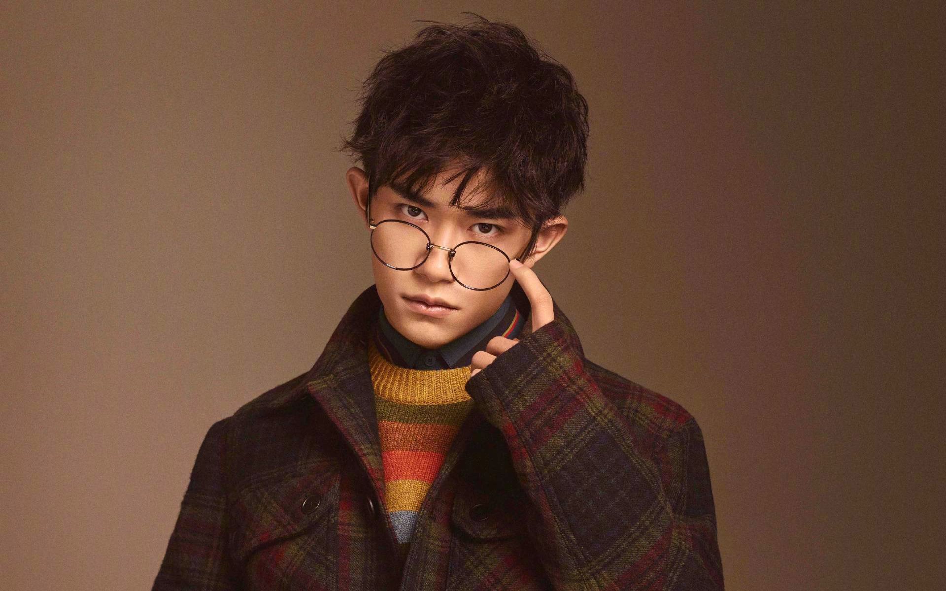 非典型征服，冰封之地与绿色草坪上的冷静革命