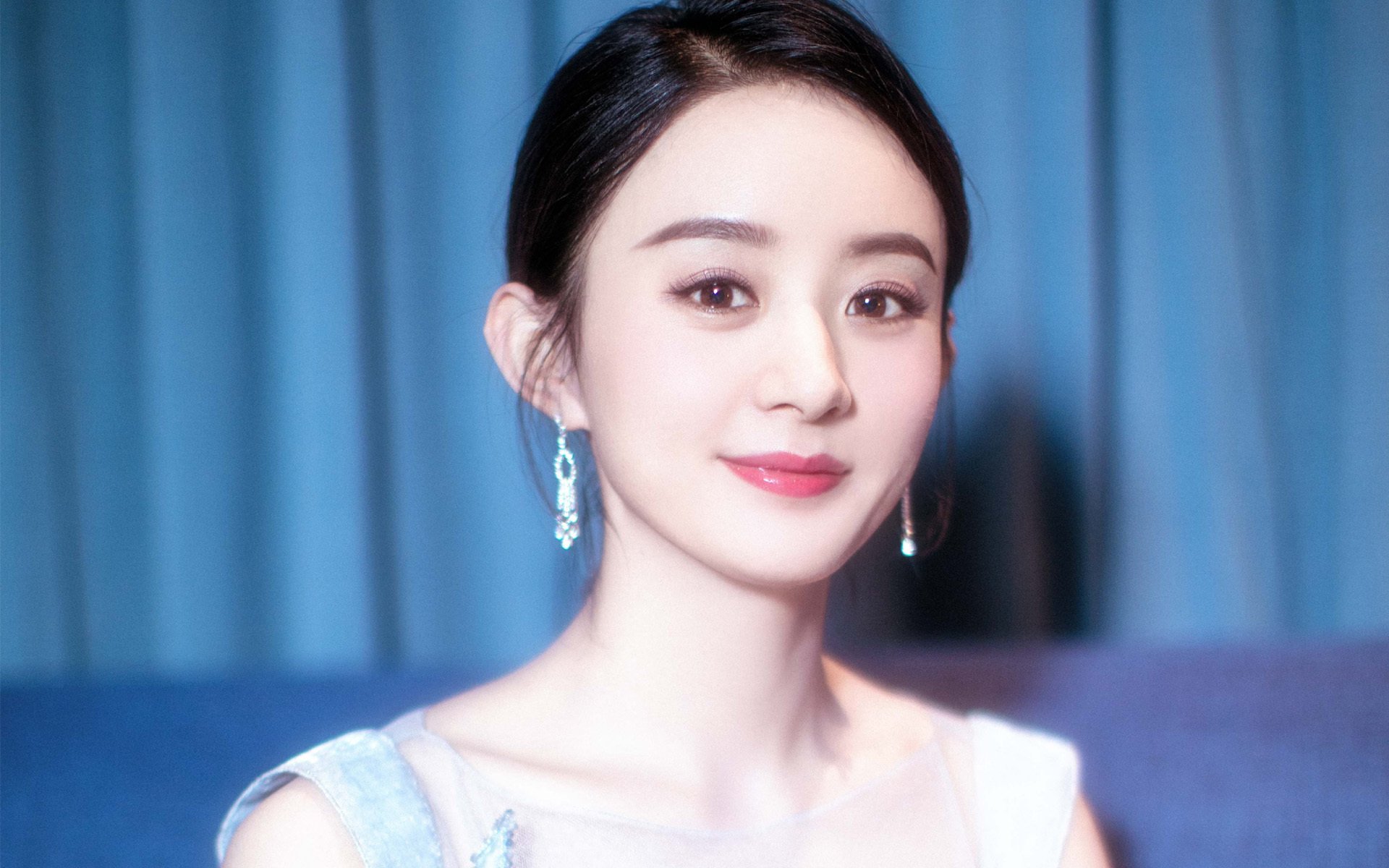 绝境逆流者,利拉德第四节狂飙20分,76人窒息防守压垮尼克斯