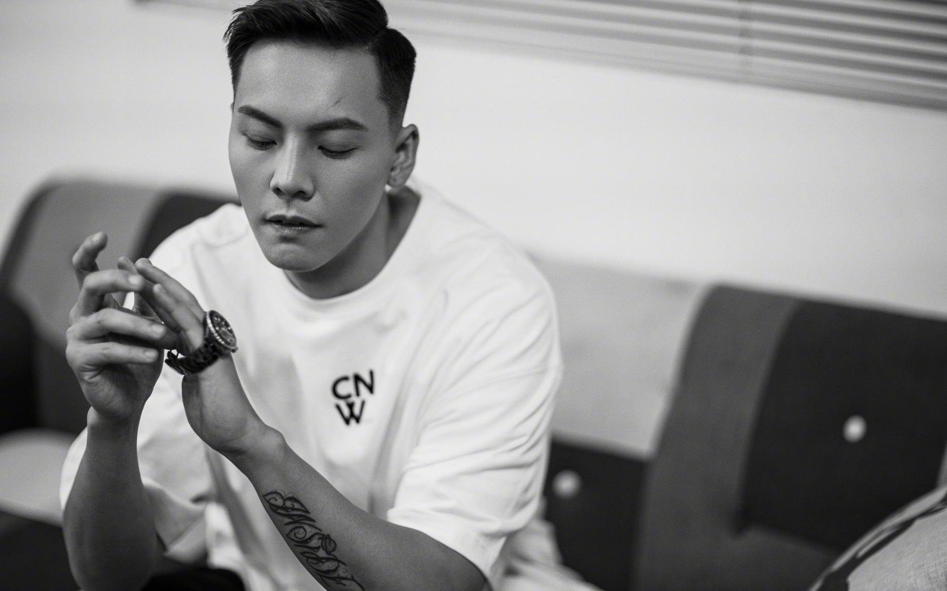 开云体育在线-跨域辉煌，山西队篮球场碾压国王，布克足球赛主宰意甲焦点战