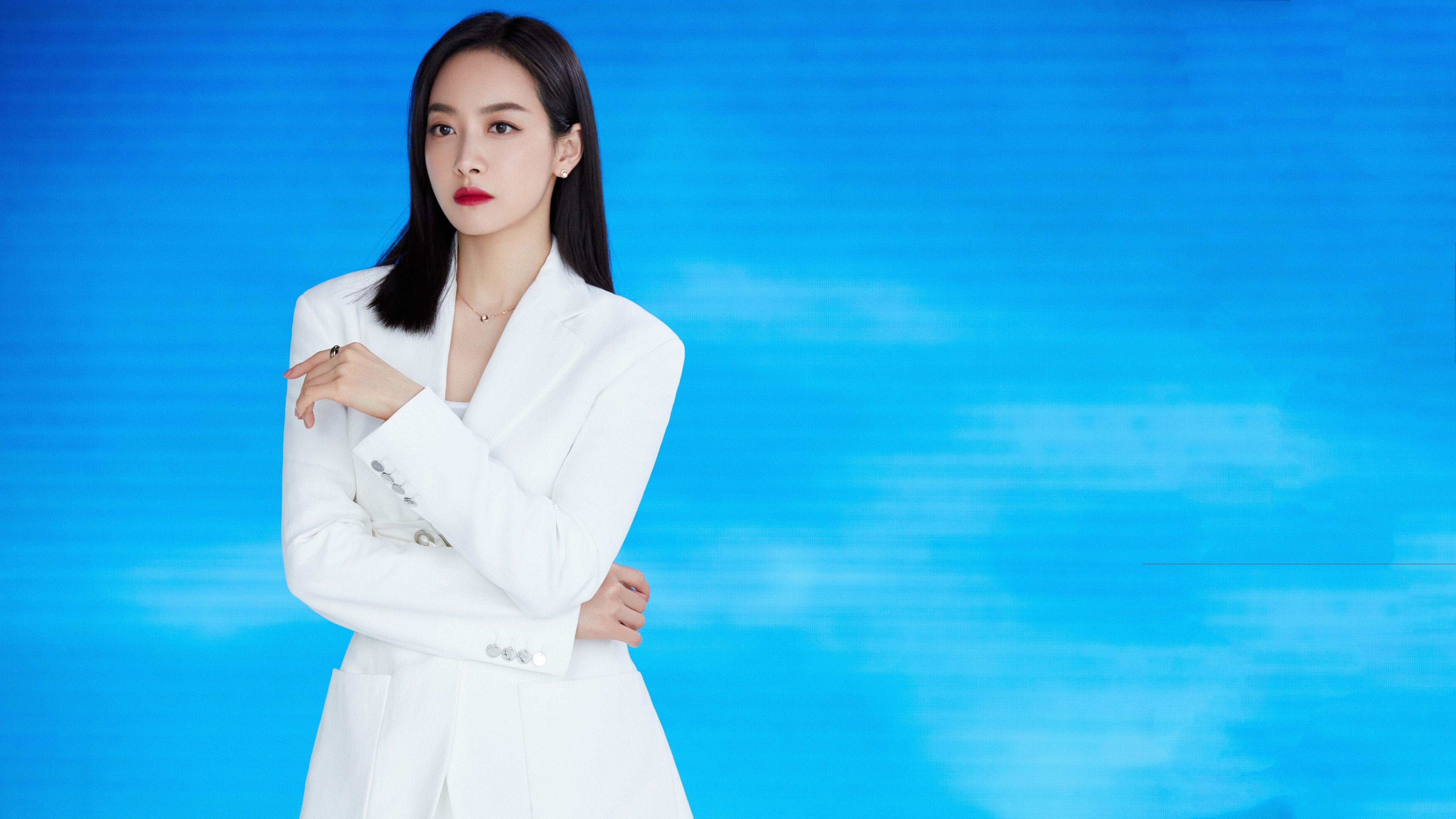 2026世界杯E组焦点战,智利高原风暴碾压乌兹别克,德容中场魔术独舞绿茵